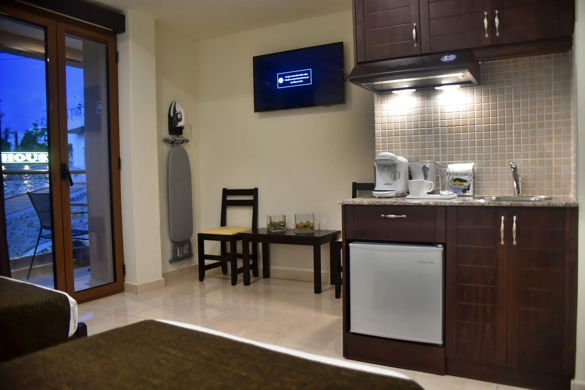 24 Seven Boutique Hotel มาเลีย ภายนอก รูปภาพ