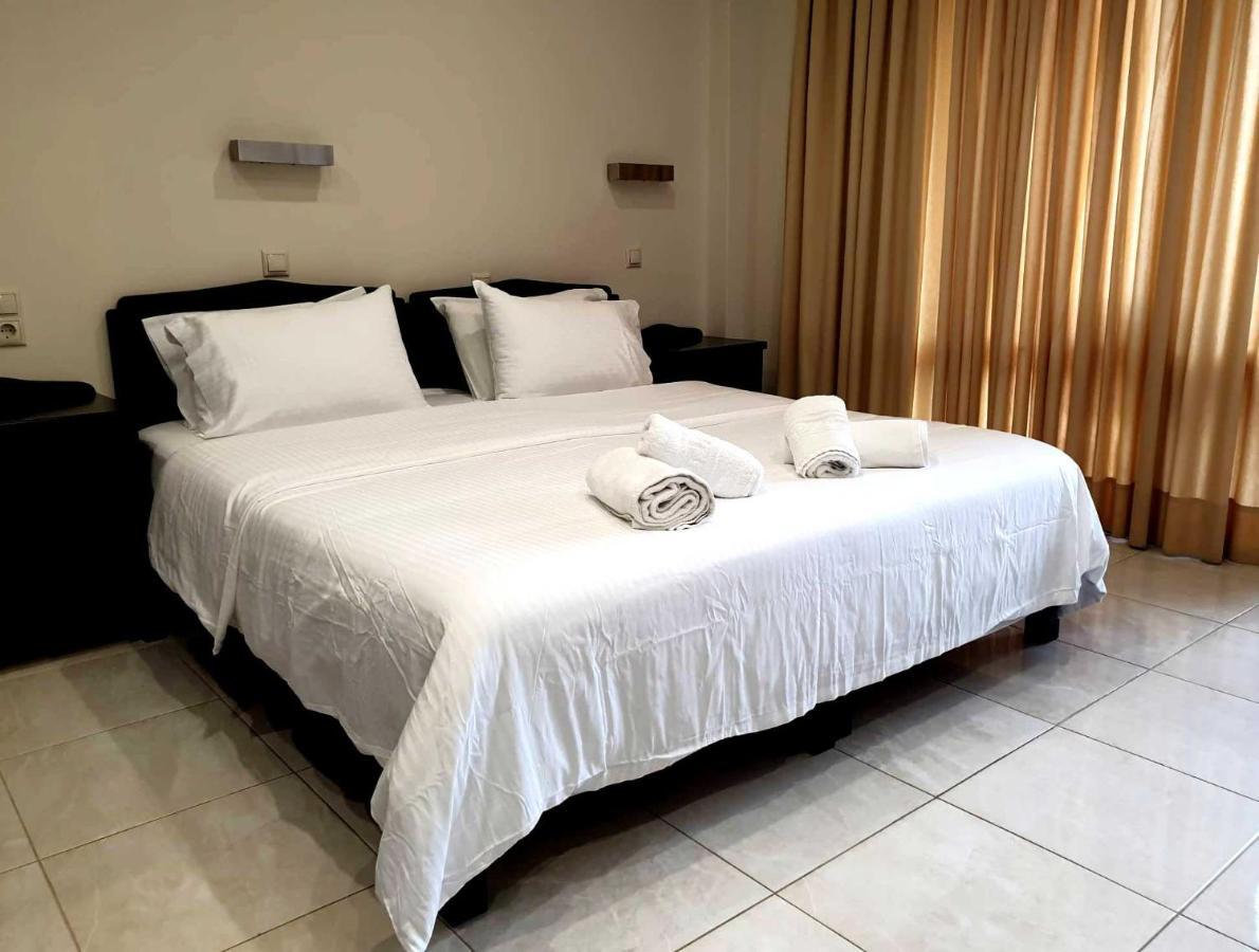 24 Seven Boutique Hotel มาเลีย ภายนอก รูปภาพ