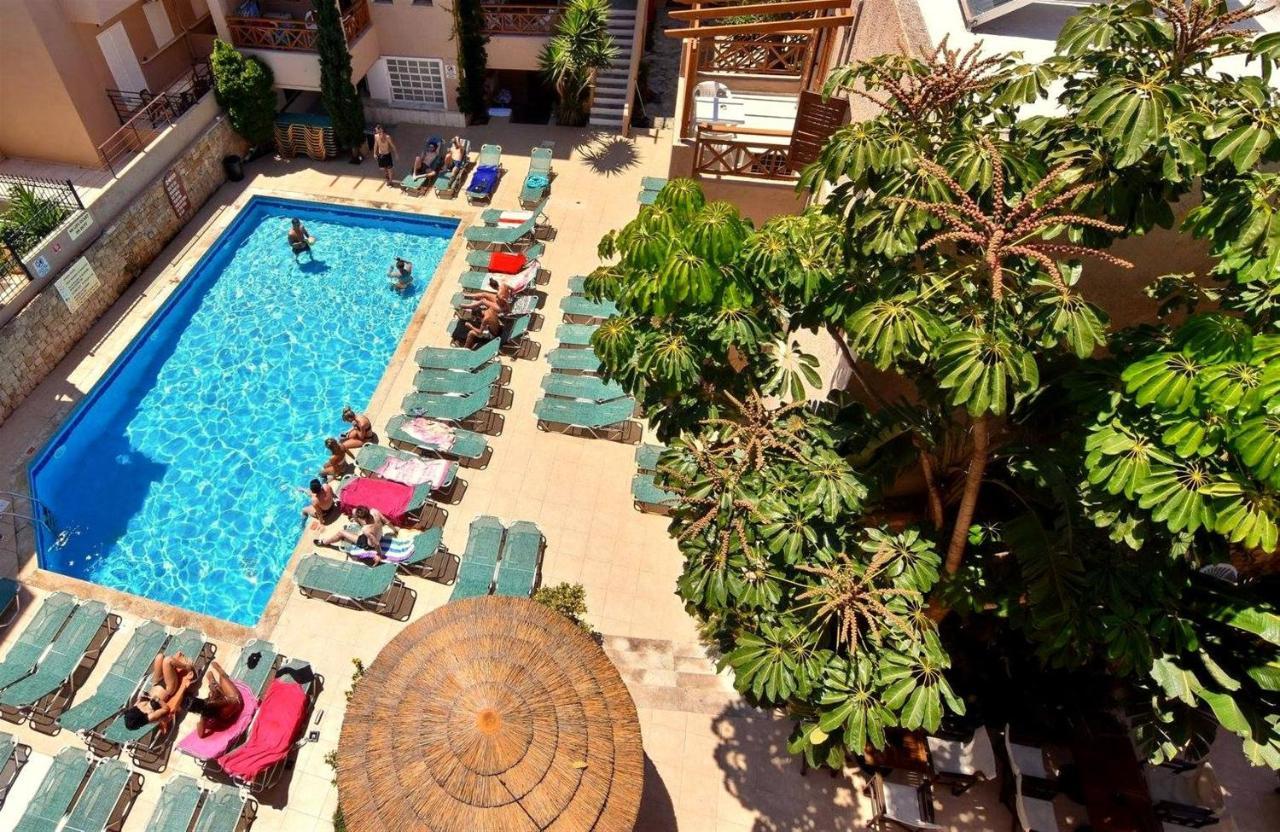 24 Seven Boutique Hotel มาเลีย ภายนอก รูปภาพ