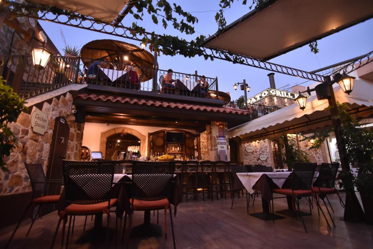 24 Seven Boutique Hotel มาเลีย ภายนอก รูปภาพ